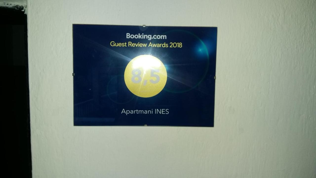 Apartmani Ines マリナ エクステリア 写真