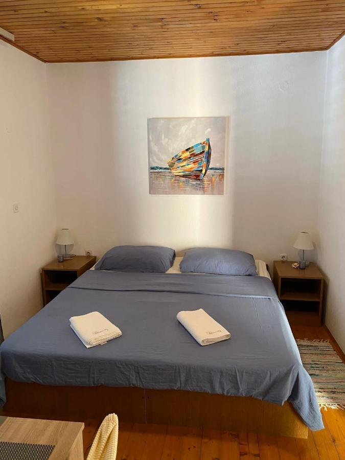 Apartmani Ines マリナ エクステリア 写真