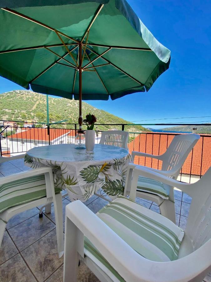 Apartmani Ines マリナ エクステリア 写真
