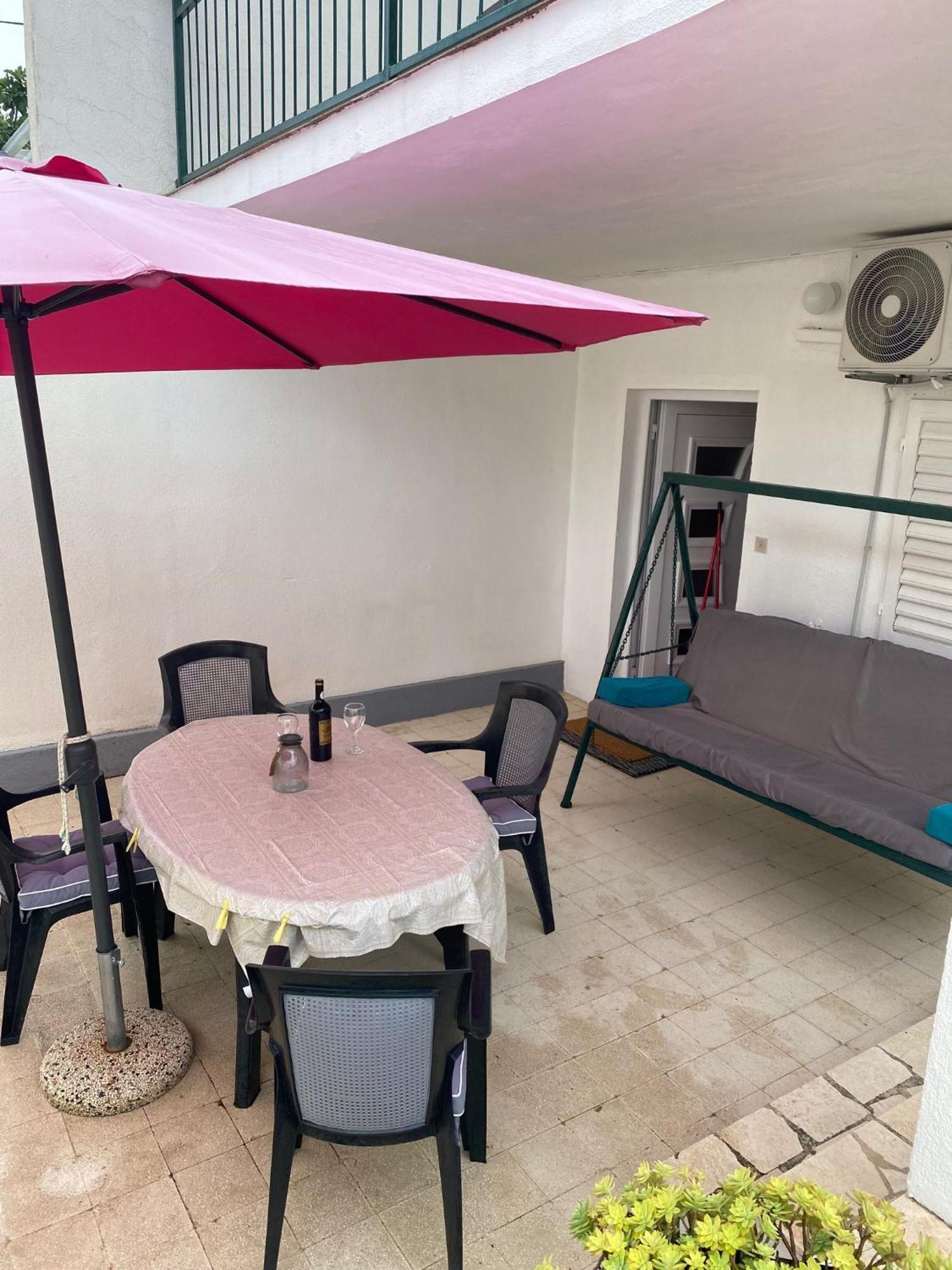 Apartmani Ines マリナ エクステリア 写真