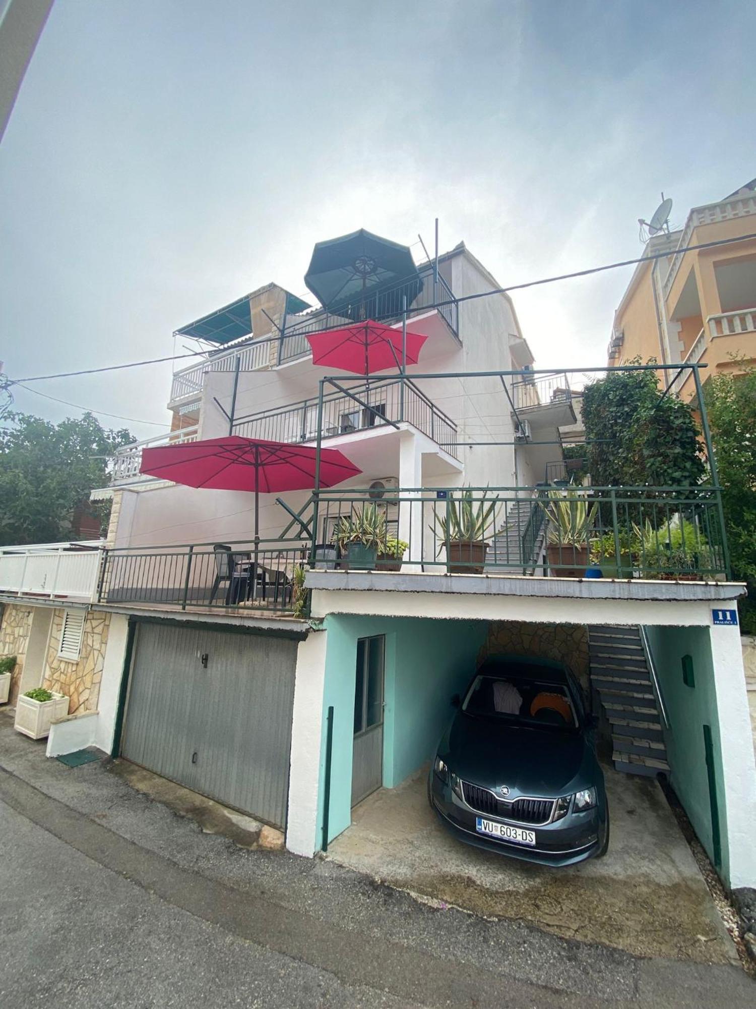 Apartmani Ines マリナ エクステリア 写真